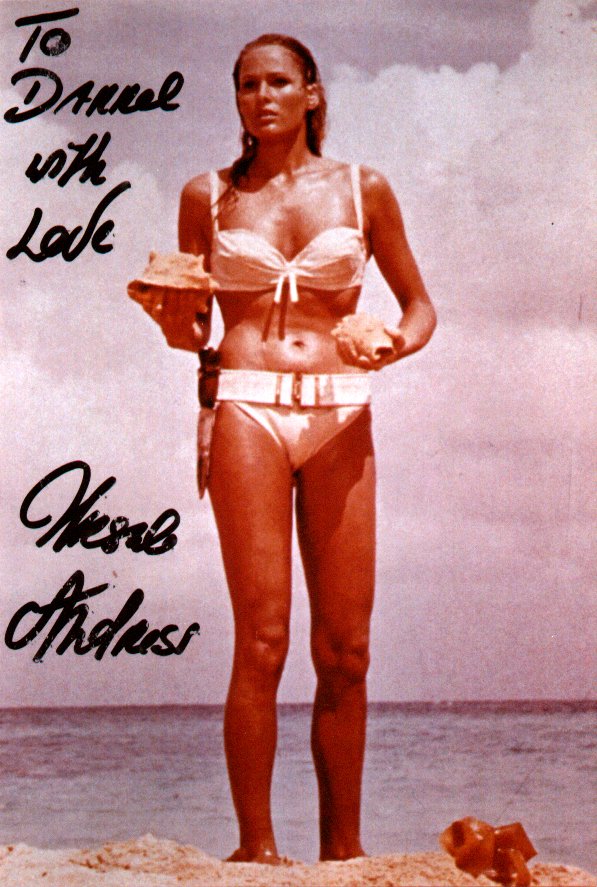 http://lorry.org/scrapbook/new/ursula-andress1.jpg